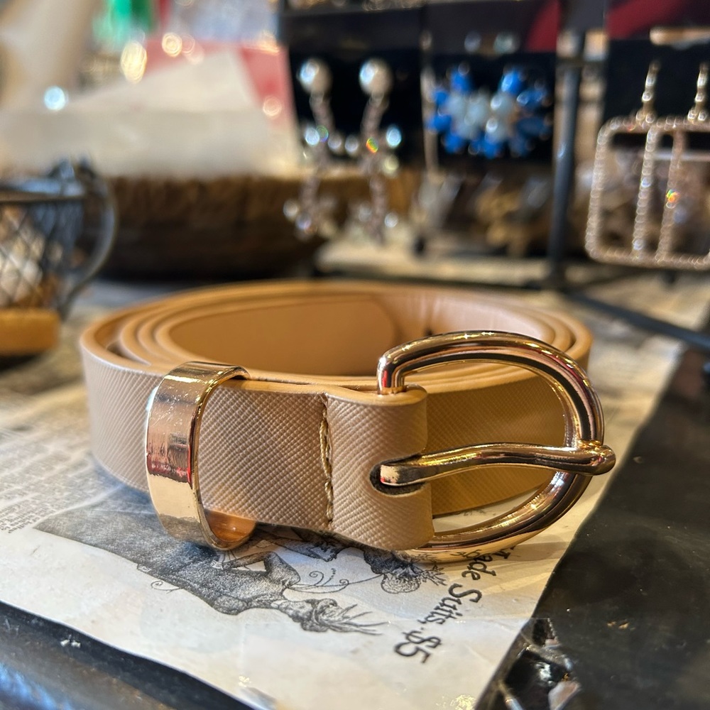 NWT Cream Faux Vegan Belt